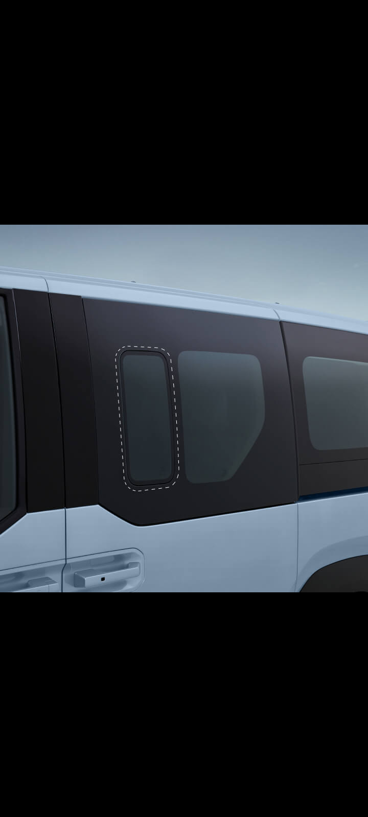 Nahaufnahme des bündigen Glasfensters des Kia PV5 Passenger mit durchgehend elegantem Design.
